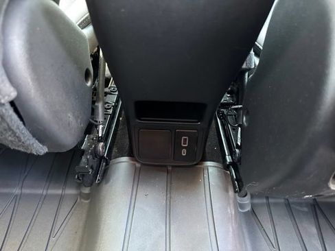 Used 2023 Buick Encore GX Preferred w/ Cold Weather Comfort Package AWD/4WD image 23