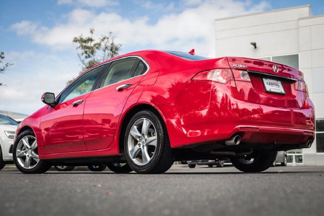 Used 2013 Acura TSX w/ Technology Package FWD image 2