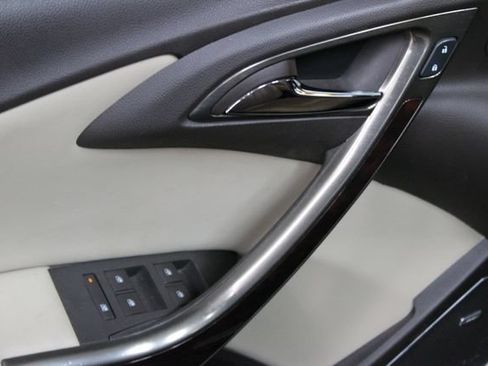 Used 2017 Buick Verano Leather w/ Experience Buick Package FWD image 13