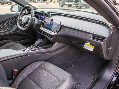 New 2025 Dodge Charger Daytona R/T w/ Quick Order Package 25M R/T AWD/4WD image 37