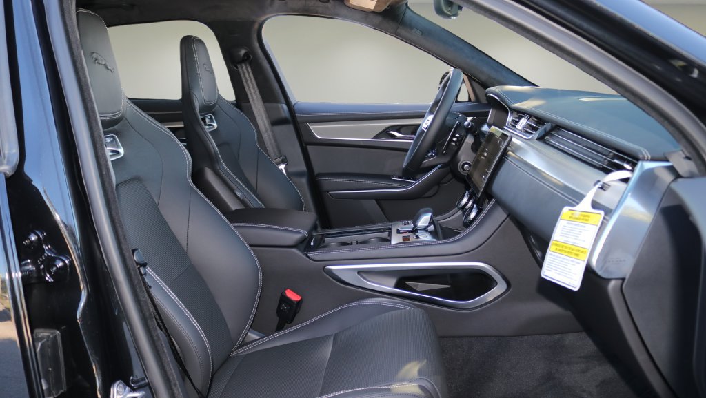 New 2026 Jaguar F-PACE R-Dynamic S AWD/4WD image 17