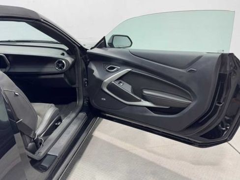 Used 2024 Chevrolet Camaro LT w/ Technology Package RWD image 12