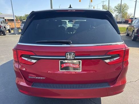 Used 2023 Honda Odyssey EX-L image 4