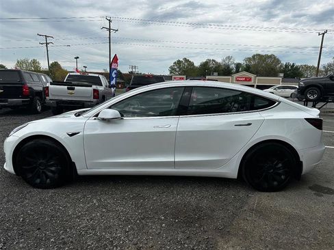 Used 2018 Tesla Model 3 Long Range image 10