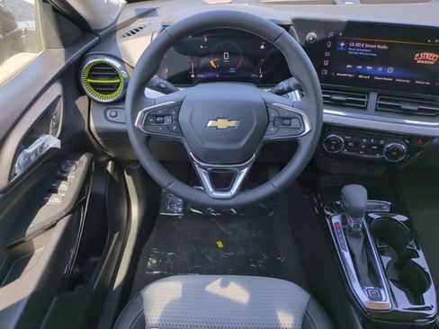 New 2026 Chevrolet Trax LT w/ LT Convenience Package image 15