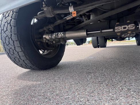 Used 2022 Ford F450 Platinum w/ FX4 Off-Road Package image 62