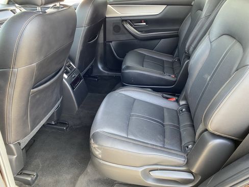 Used 2024 MAZDA CX-90 3.3 Turbo w/ Premium Package image 17