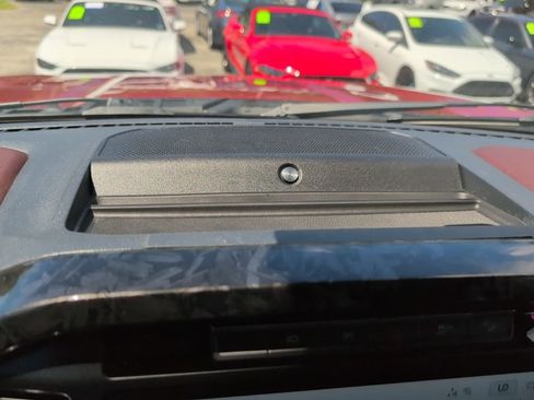 Used 2022 Ford F150 Lariat w/ Equipment Group 502A High image 17