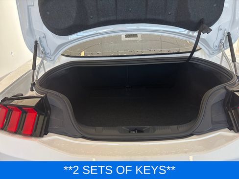 Used 2025 Ford Mustang Premium RWD image 11