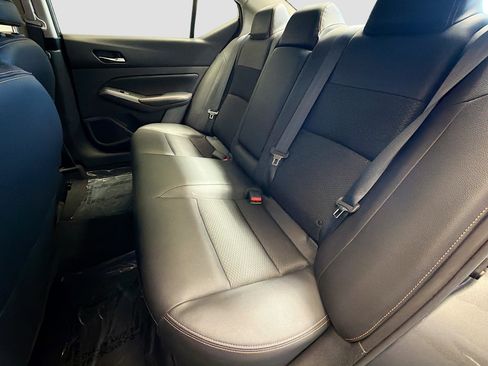 Used 2022 Nissan Altima 2.5 SR w/ Midnight Edition Package image 13