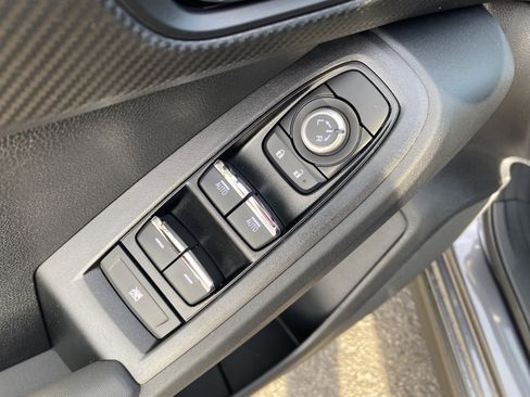 New 2025 Subaru Crosstrek 2.5i Limited image 18