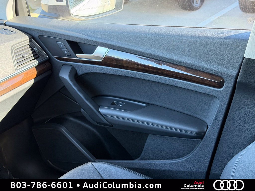 Used 2019 Audi Q5 2.0T Premium Plus AWD/4WD image 28