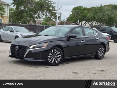 Used 2024 Nissan Altima 2.5 SV