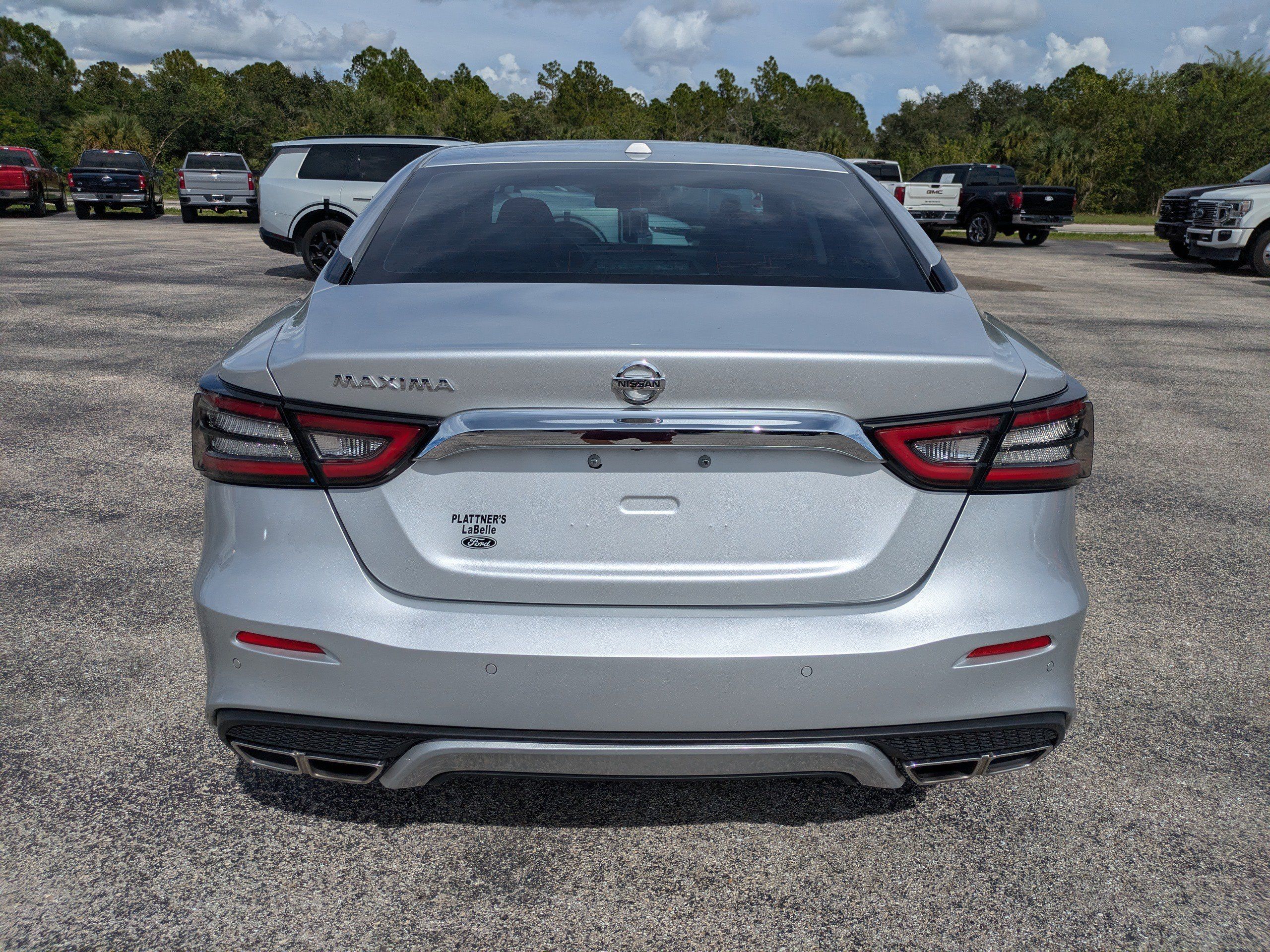 Used 2021 Nissan Maxima 3.5 SV w/ Floor Mat Group FWD image 5