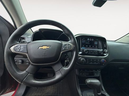 Used 2015 Chevrolet Colorado Z71 AWD/4WD image 10