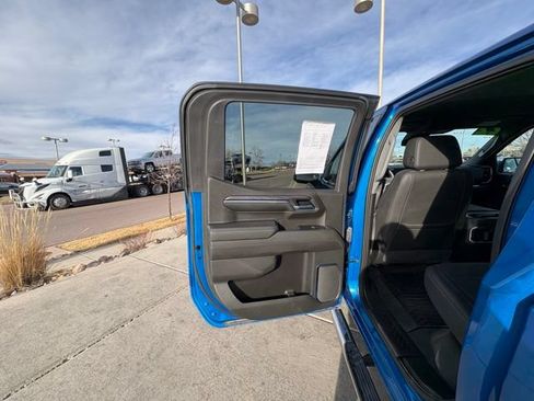 Used 2022 Chevrolet Silverado 1500 LTZ w/ LTZ Convenience Package II AWD/4WD image 22