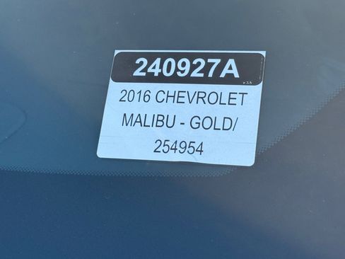 Used 2016 Chevrolet Malibu LT image 31