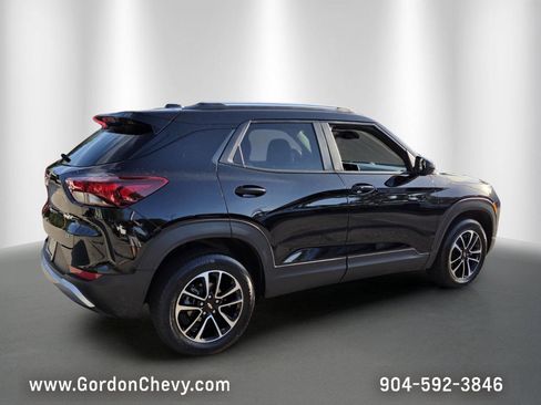 Certified 2025 Chevrolet TrailBlazer LT AWD/4WD image 6