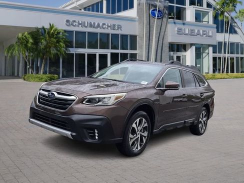 Used 2020 Subaru Outback Limited image 3