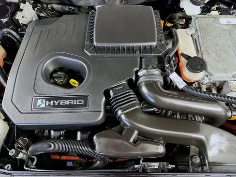 Used 2019 Ford Fusion Titanium FWD image 9
