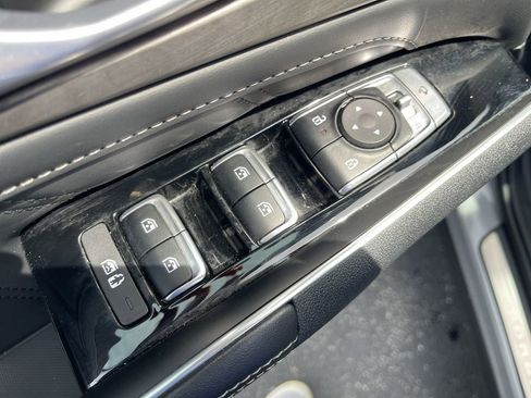 Used 2025 Kia Sorento SX Prestige AWD/4WD image 13