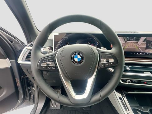 New 2026 BMW X5 xDrive40i AWD/4WD image 11