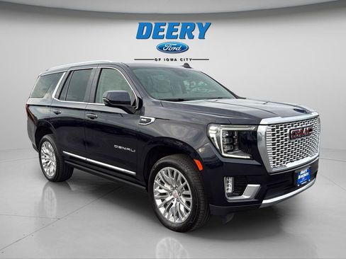Used 2023 GMC Yukon Denali AWD/4WD image 9