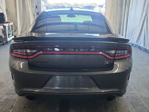 Used 2022 Dodge Charger Scat Pack w/ Dynamics Package image 5