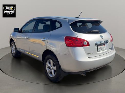 Used 2013 Nissan Rogue S w/ Special Edition Pkg FWD image 3