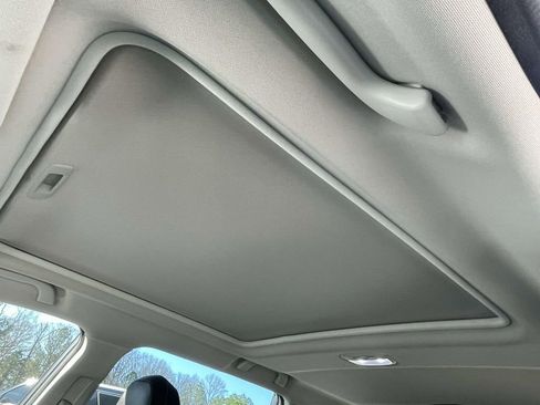 Used 2022 Subaru Forester Touring w/ Popular Package #2 image 21