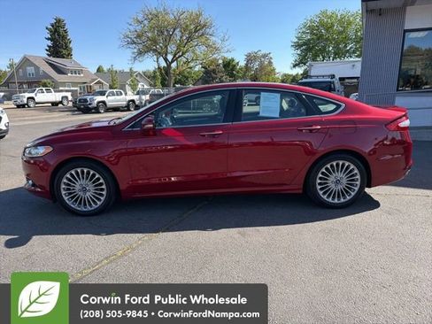 Used 2016 Ford Fusion Titanium FWD image 8