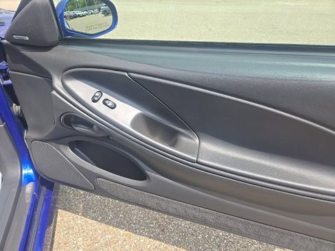 Used 2003 Ford Mustang Cobra RWD image 22