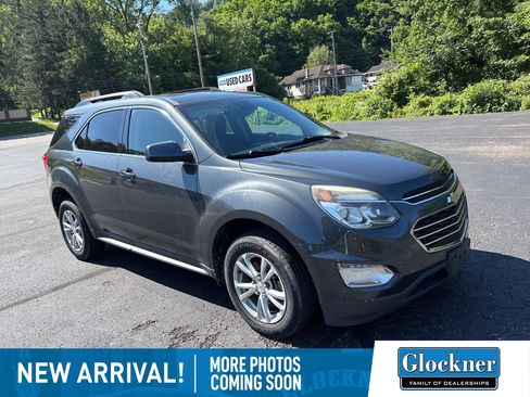 Used 2017 Chevrolet Equinox LT w/ Convenience Package AWD/4WD image 3