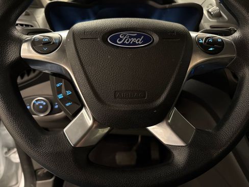 Used 2022 Ford Transit Connect XL FWD image 8