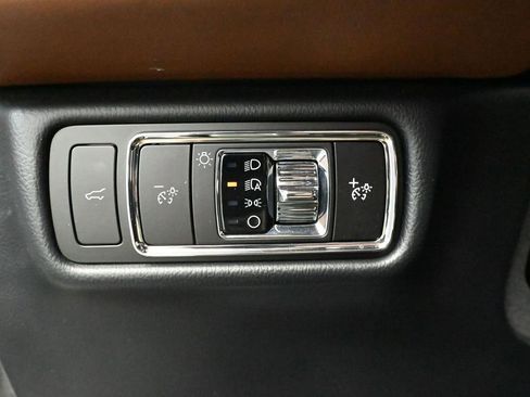 Used 2023 Lincoln Aviator Reserve image 30