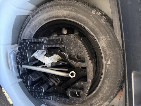 Used 2017 Volkswagen Jetta SE FWD image 24