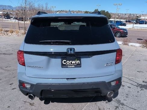 Used 2023 Honda Passport Elite image 8