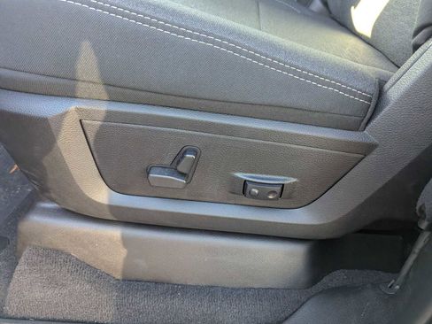 New 2026 RAM 2500 Big Horn AWD/4WD image 9