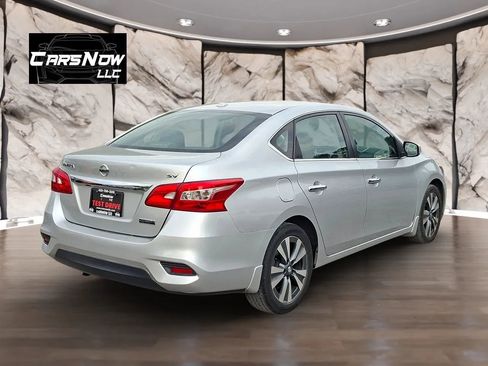 Used 2019 Nissan Sentra SV w/ Special Edition Package image 6