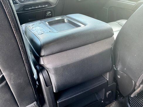 Used 2017 Chevrolet Silverado 1500 LT w/ All Star Edition image 32