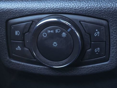 Used 2022 Ford F250 Lariat w/ Black Appearance Package image 25