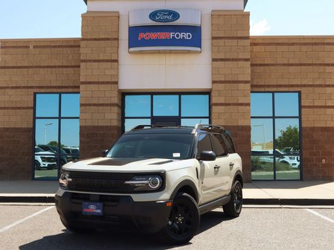 Certified 2025 Ford Bronco Sport Big Bend w/ Black Appearance Package AWD/4WD image 2