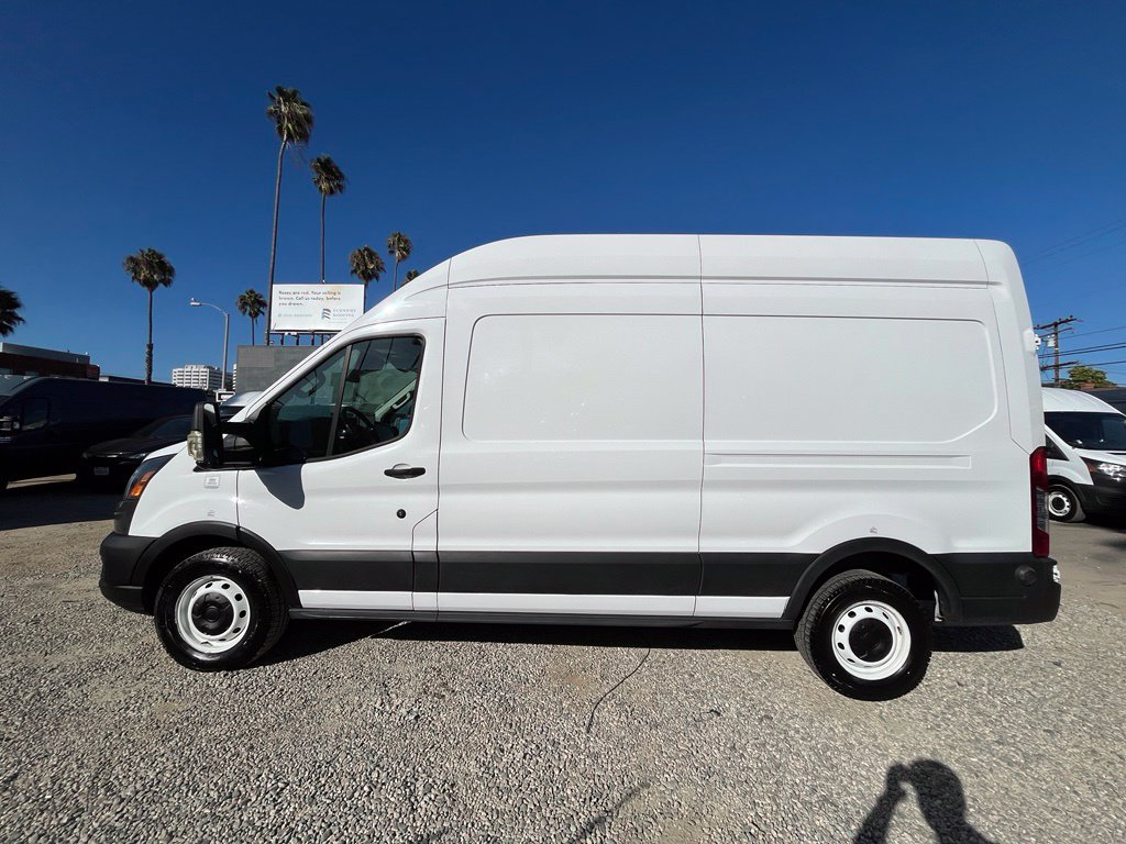 Used 2022 Ford E-Transit 148 High Roof w/ Load Area Protection Package RWD image 10