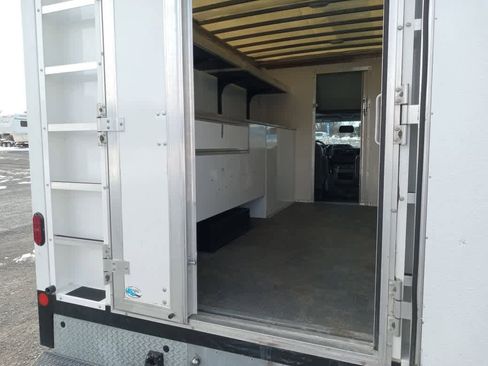 Used 2025 Ford E-350 and Econoline 350 Super Duty w/ Power Equipment Group image 20