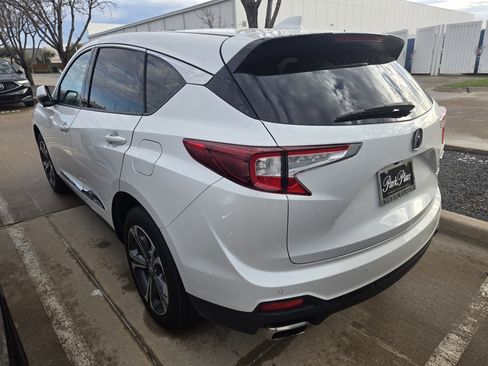Used 2023 Acura RDX AWD w/ Advance Package image 4