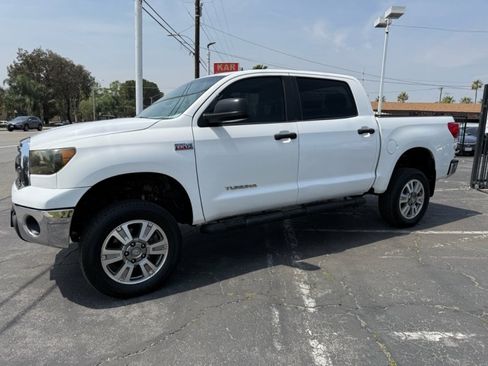 Used 2013 Toyota Tundra 2WD CrewMax w/ Tow Pkg image 3