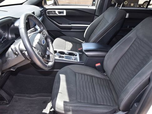 Used 2020 Ford Explorer XLT w/ Comfort Package AWD/4WD image 10