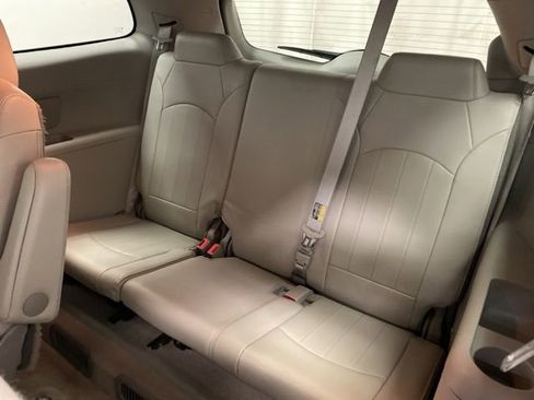 Used 2015 Buick Enclave Leather image 22