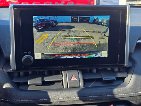 Certified 2025 Toyota RAV4 XLE image 31