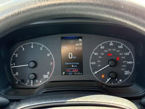 Used 2025 Toyota Corolla LE image 27